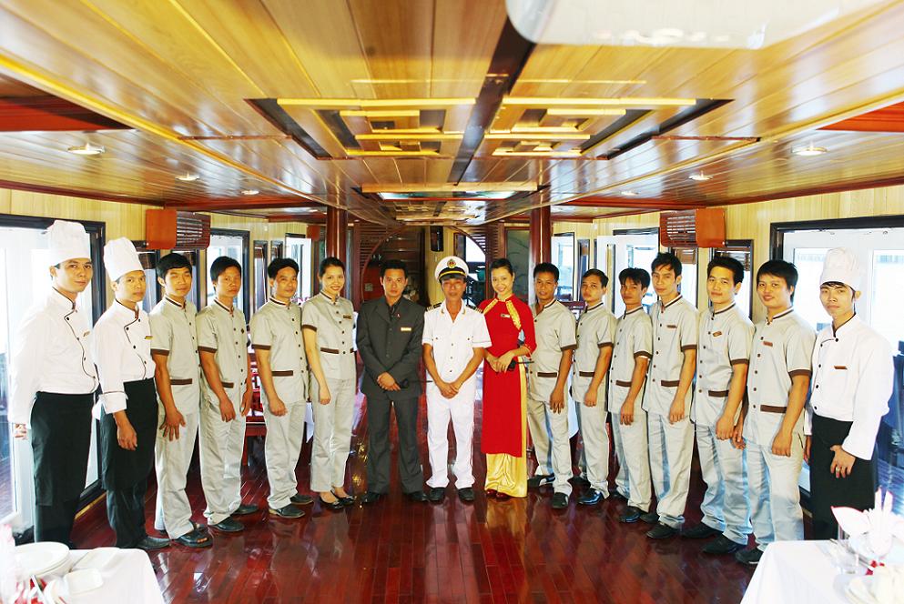 cruise_team_2.jpg