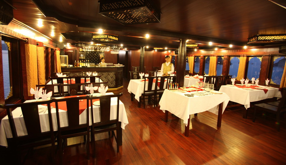 phoenix-cruise-_restaurant.jpg