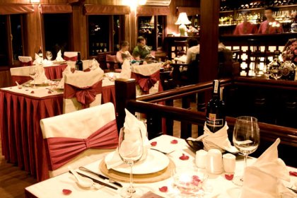 valentine_restaurant.jpg