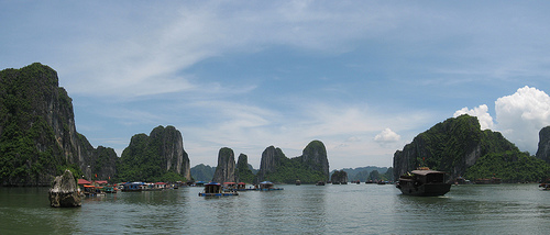 halong_bay_2.jpg