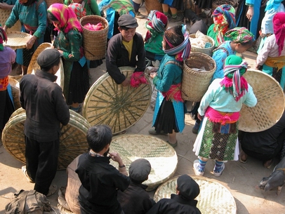 sapa_market_2.jpg
